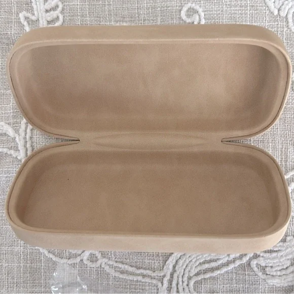 Chloe Gold Frame Sunglasses with Green Lenses - Picture 9 of 10